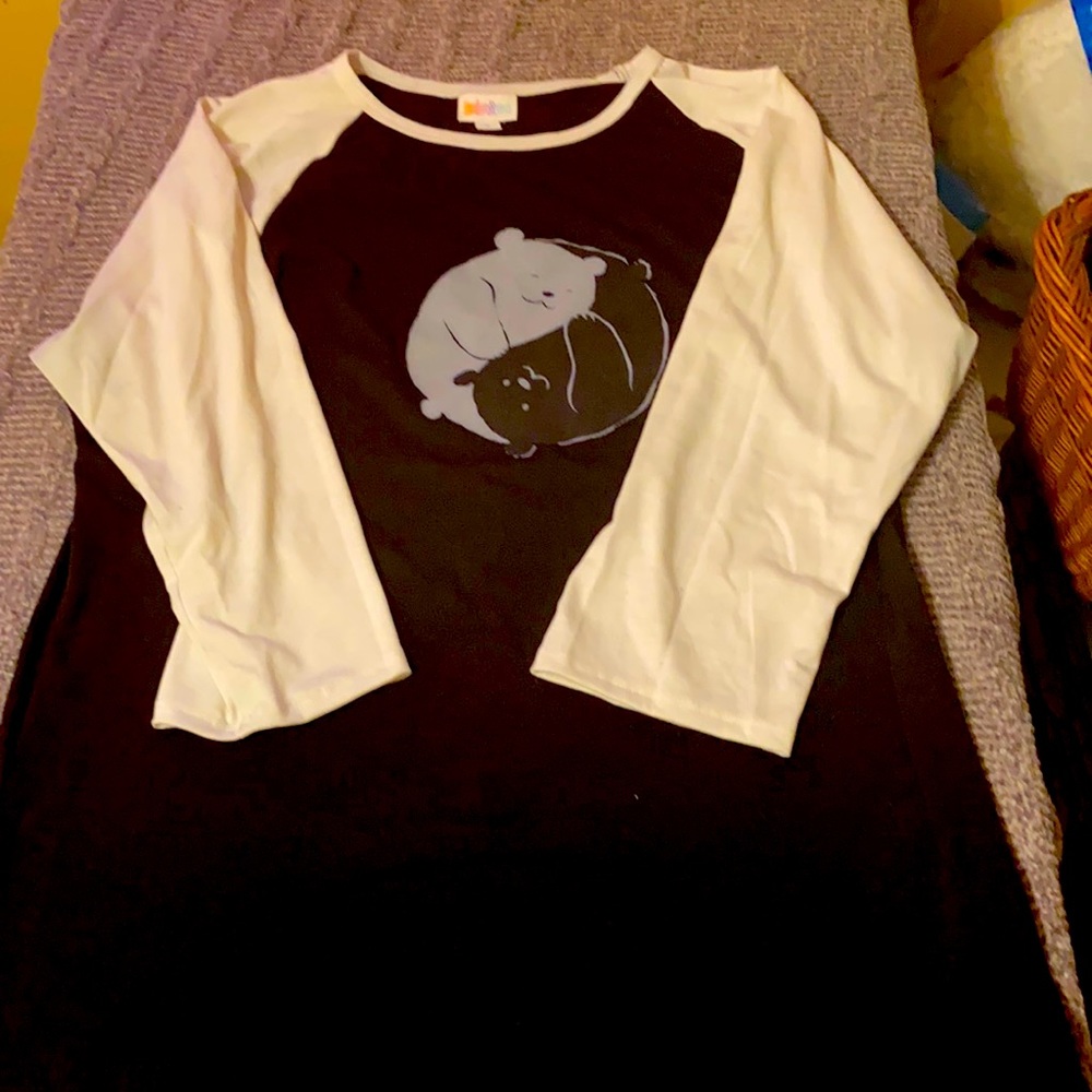 LuLaRoe Randy tee